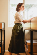 Load image into Gallery viewer, Peppermint Pocket Skirt