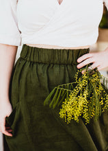 Load image into Gallery viewer, Peppermint Pocket Skirt